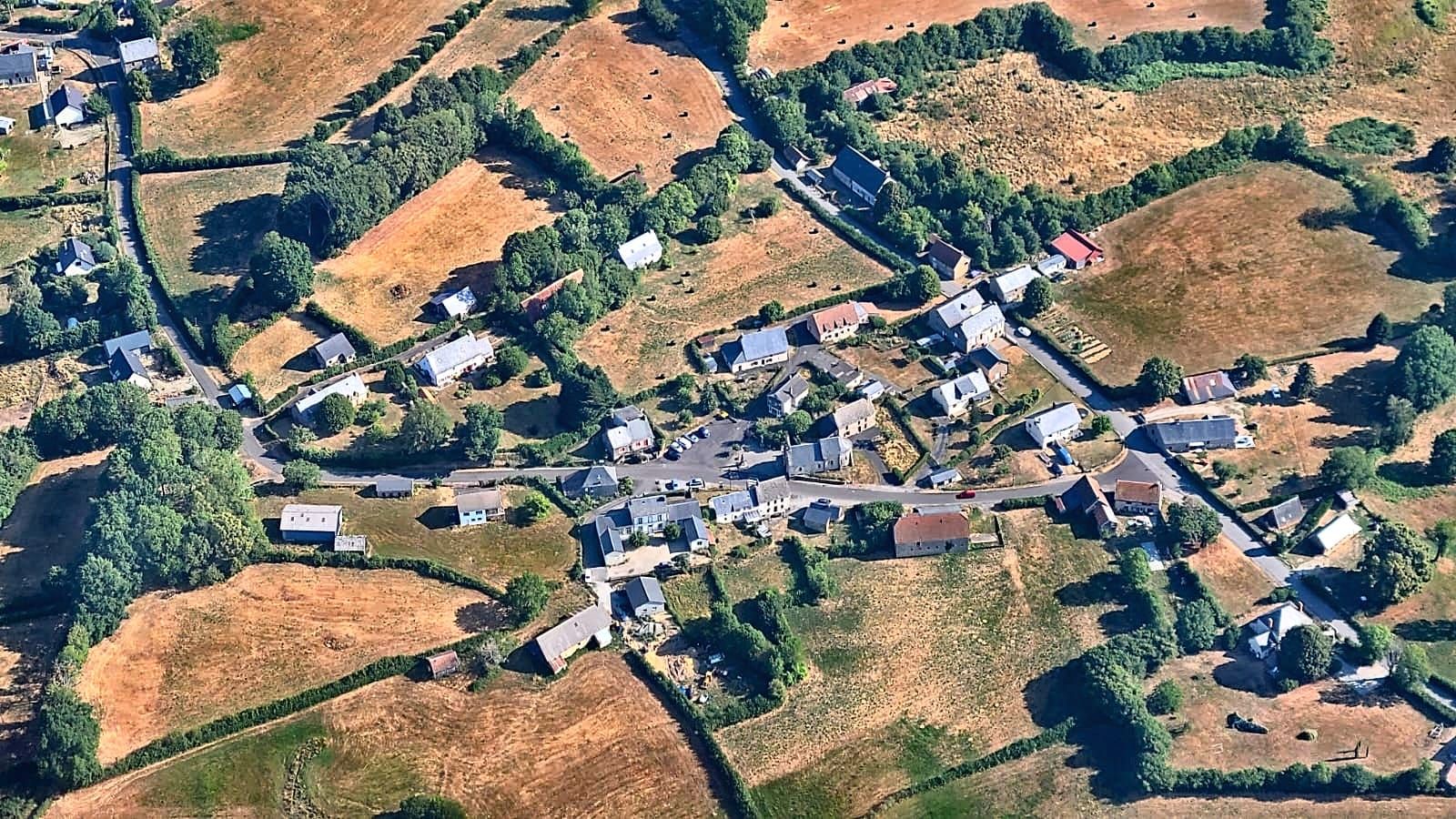 Le centre bourg de Labessette